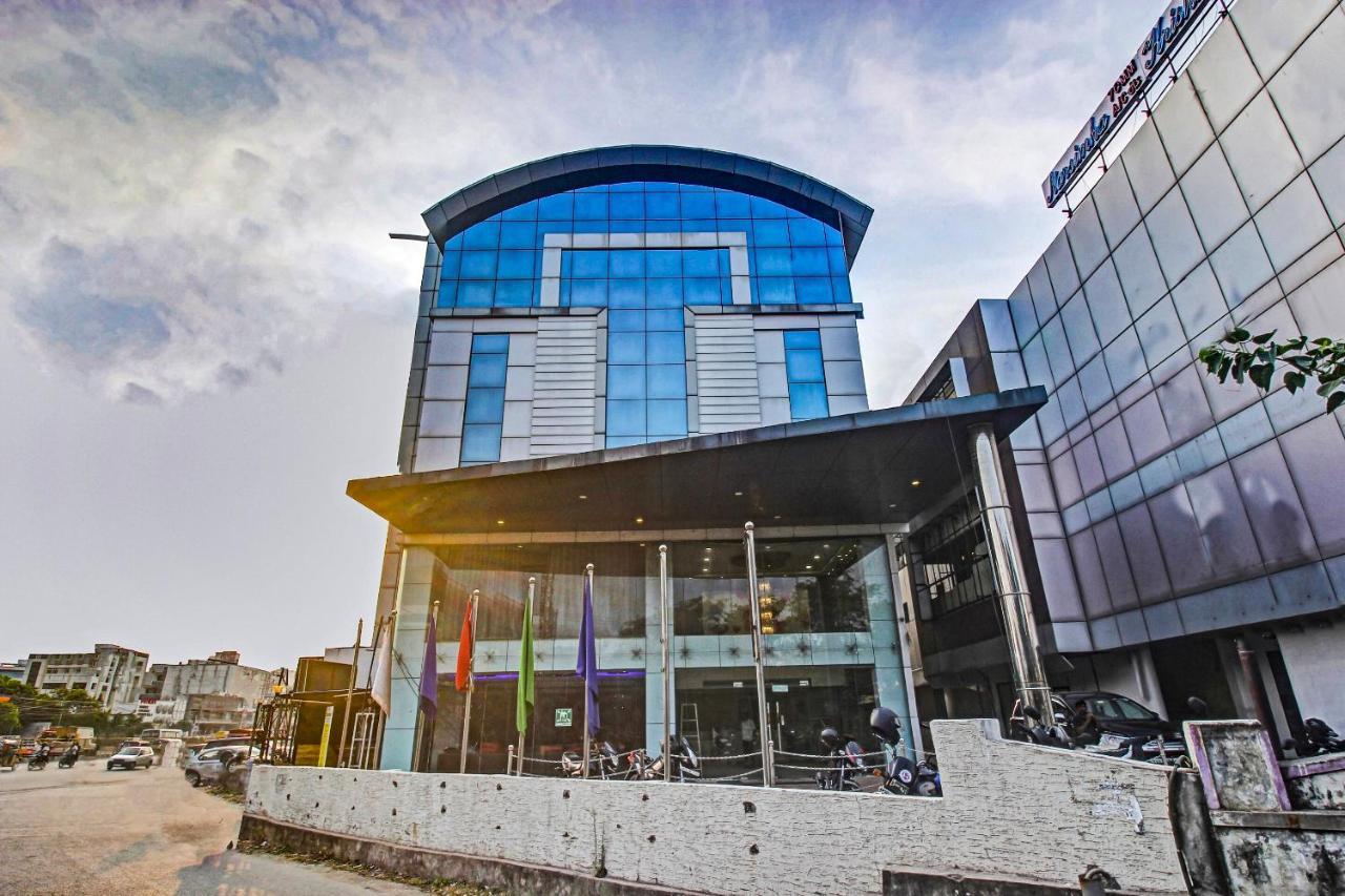 Oyo Townhouse 707 Grand Krishna Hotell Hyderabad Exteriör bild